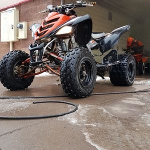 Meet your Posher, Adrian